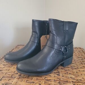 Frye and Co Women's Elodie Stacked Heel Cushioned Combat Boots Size 11 Black